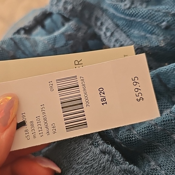 Lane Bryant Blue Bell Sleeve Relaxed Tunic - Picture 9 of 10